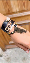 Genuine Leather Bracelet with Quartz & Hematite Stones – Handmade Horsehair Detail